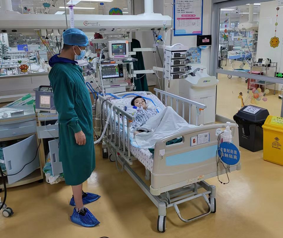 南宁跨省救护车出租公司